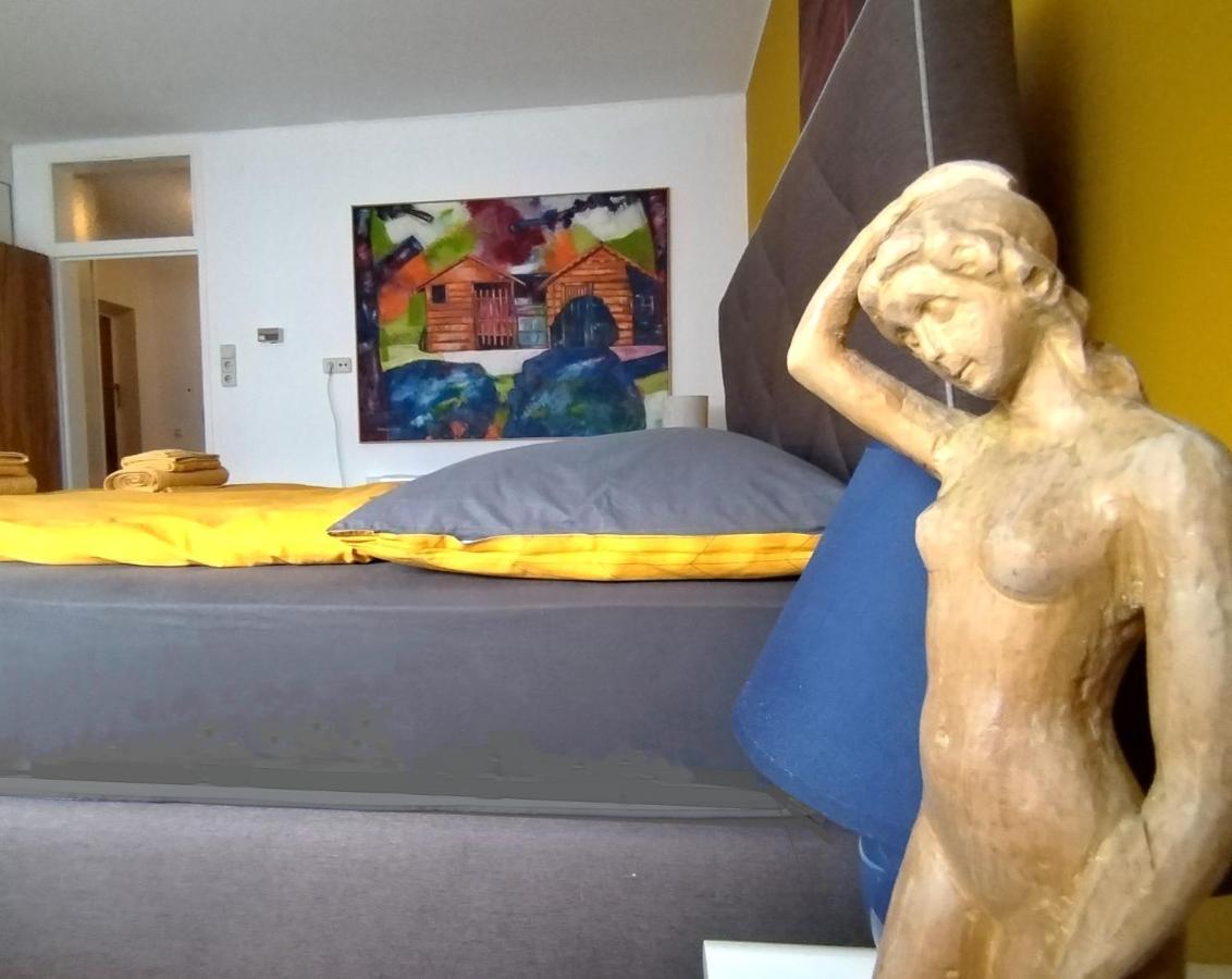 Waldeslust Warmbad Mit Balkon Und Privatem Parkplatz Apartamento Villach Exterior foto