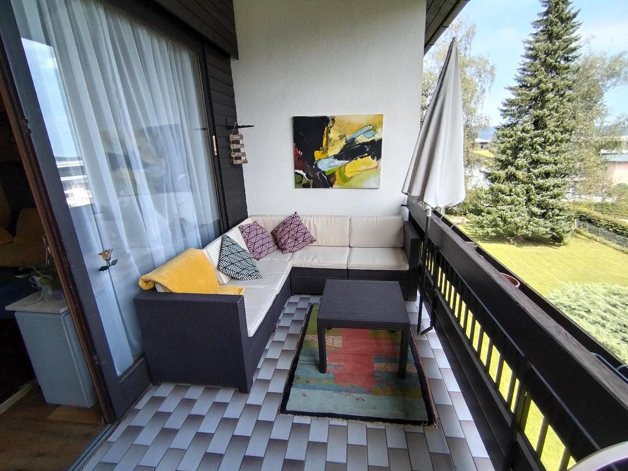 Waldeslust Warmbad Mit Balkon Und Privatem Parkplatz Apartamento Villach Exterior foto