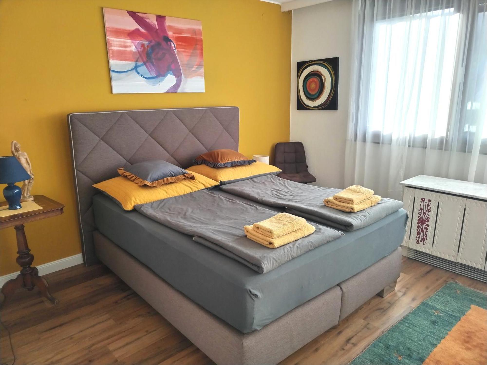 Waldeslust Warmbad Mit Balkon Und Privatem Parkplatz Apartamento Villach Exterior foto
